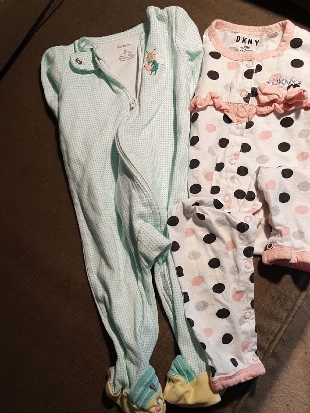 15 Assorted Onsies 6 Months And 6/9 Monthd - Picture 8 of 9